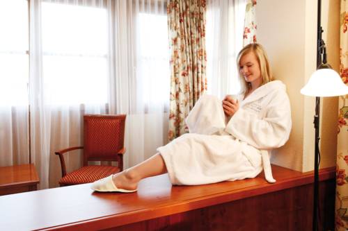 Imagen de la habitación del Hotel Quellenhof, Bad Birnbach. Foto 15