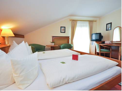 Imagen de la habitación del Hotel Quellenhof, Bad Wiessee. Foto 4