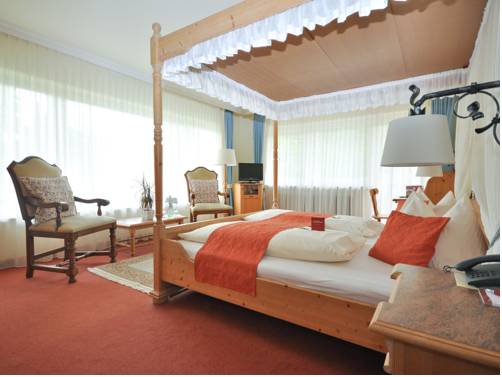 Imagen de la habitación del Hotel Quellenhof, Bad Wiessee. Foto 15