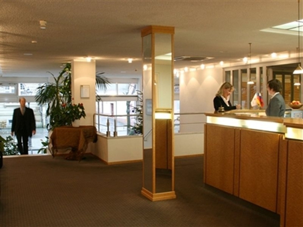 Imagen general del Hotel Quellenhof, Baden Baden. Foto 3