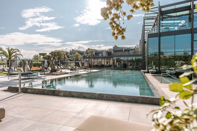 Imagen de la piscina del Hotel Quellenhof Luxury Resort Lazise. Foto 14