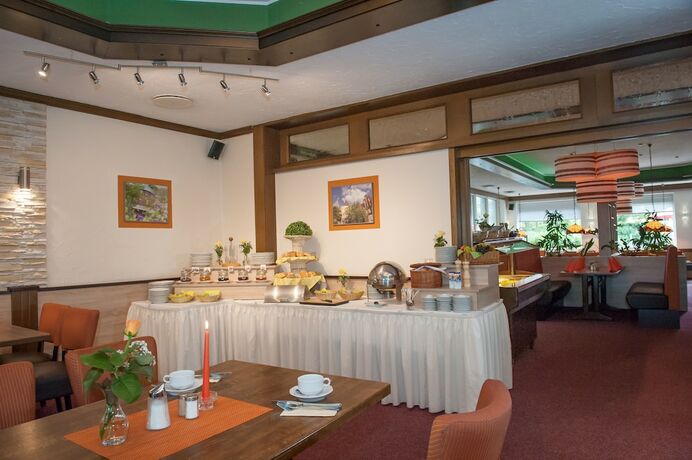 Imagen general del Hotel Quellenhof M&ouml;lln. Foto 8