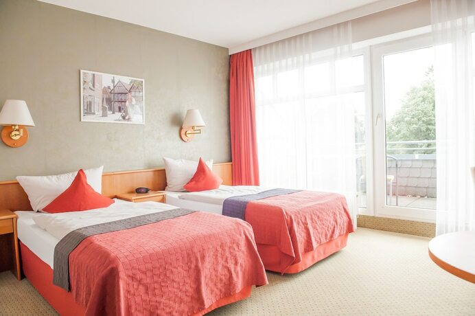 Imagen general del Hotel Quellenhof M&ouml;lln. Foto 14