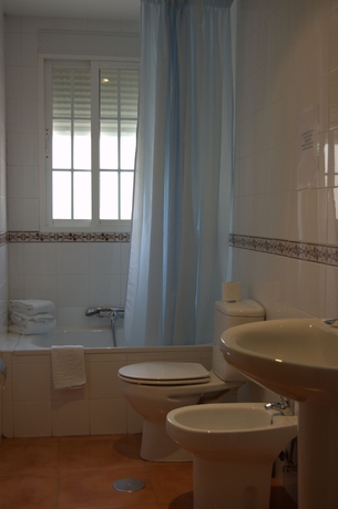 Imagen de la habitación del Hotel Quentar. Foto 8