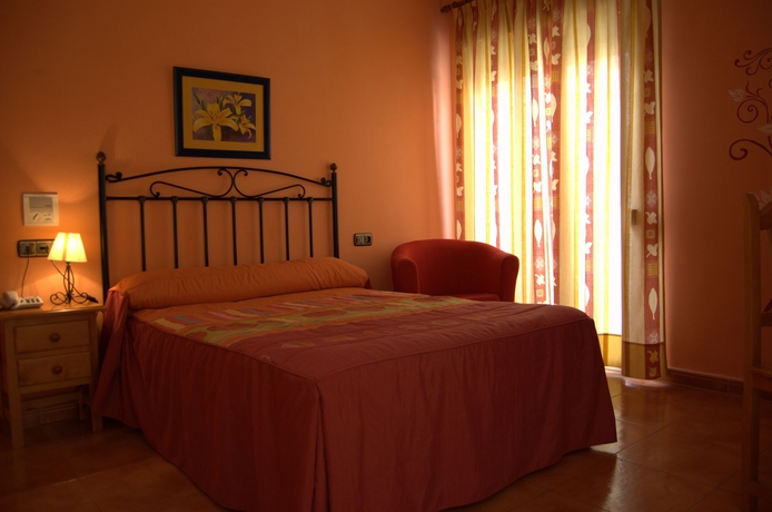 Imagen de la habitación del Hotel Quentar. Foto 12