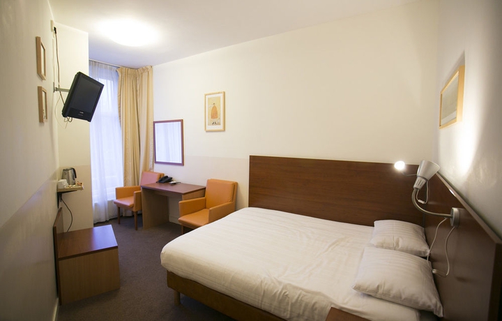 Imagen de la habitación del Hotel Quentin Amsterdam. Foto 7