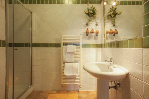Imagen de la habitación del Hotel Quercia Al Poggio. Foto 7