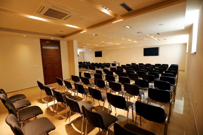 Imagen de los interiores del Hotel Quercus, Medjugorje. Foto 13