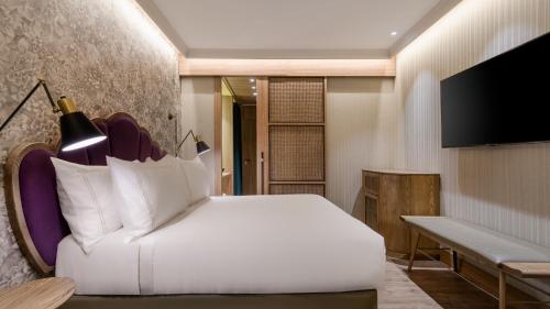 Imagen de la habitación del Hotel Querencia de Sevilla Autograph Collection. Foto 18