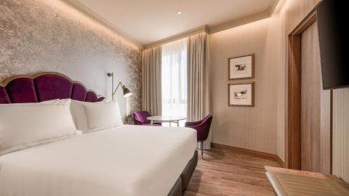 Imagen de la habitación del Hotel Querencia de Sevilla Autograph Collection. Foto 19