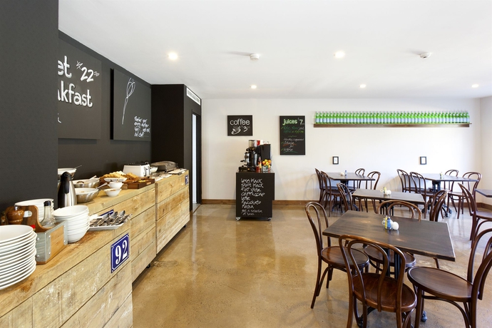 Imagen del bar/restaurante del Hotel Quest Campbelltown. Foto 2