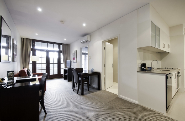 Imagen de los interiores del Hotel Quest Canberra. Foto 14