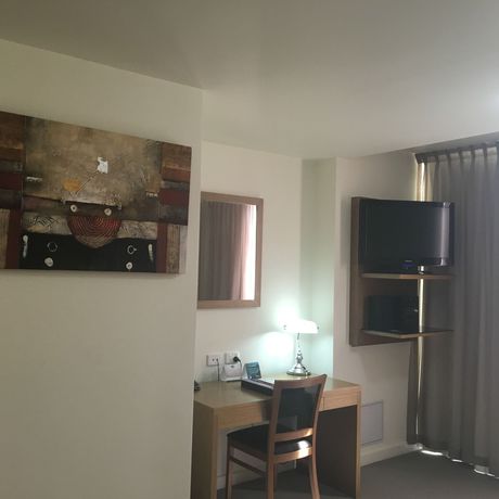 Imagen de la habitación del Hotel Quest Cheltenham. Foto 6
