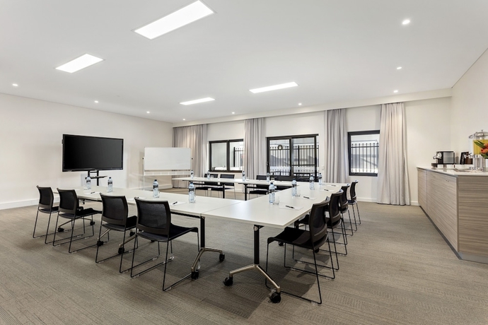 Imagen de los interiores del Hotel Quest Joondalup. Foto 19