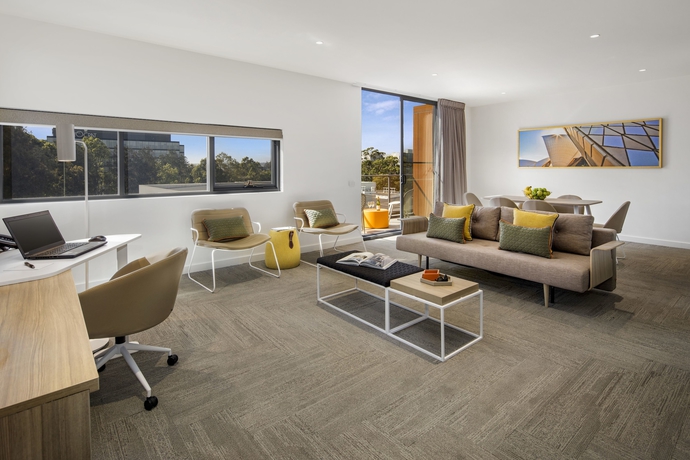 Imagen de los interiores del Hotel Quest Macquarie Park. Foto 13