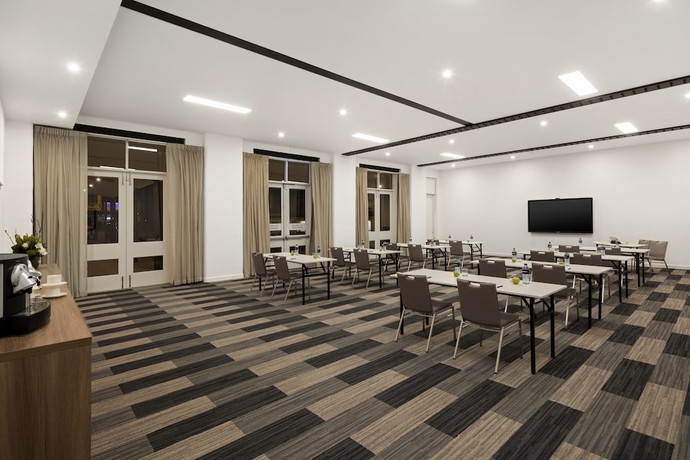 Imagen de los interiores del Hotel Quest Newcastle West. Foto 18