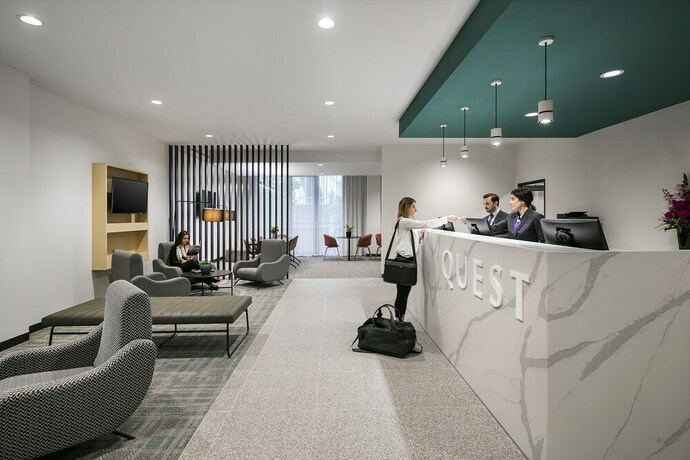 Imagen de los interiores del Hotel Quest Notting Hill. Foto 21