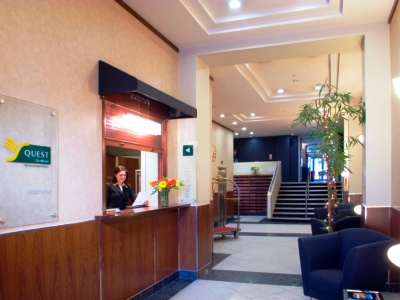 Imagen de los interiores del Hotel Quest On Mount. Foto 6