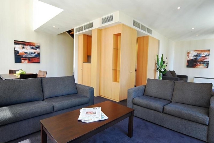 Imagen de los interiores del Hotel Quest On William. Foto 16