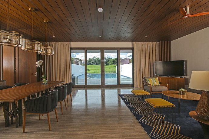 Imagen de la habitación del Hotel Quest Plus Conference Center, Clark. Foto 16