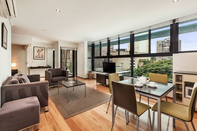 Imagen de los interiores del Hotel Quest River Park Central. Foto 4