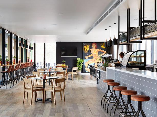 Imagen del bar/restaurante del Hotel Quest Schaller Hotel. Foto 8