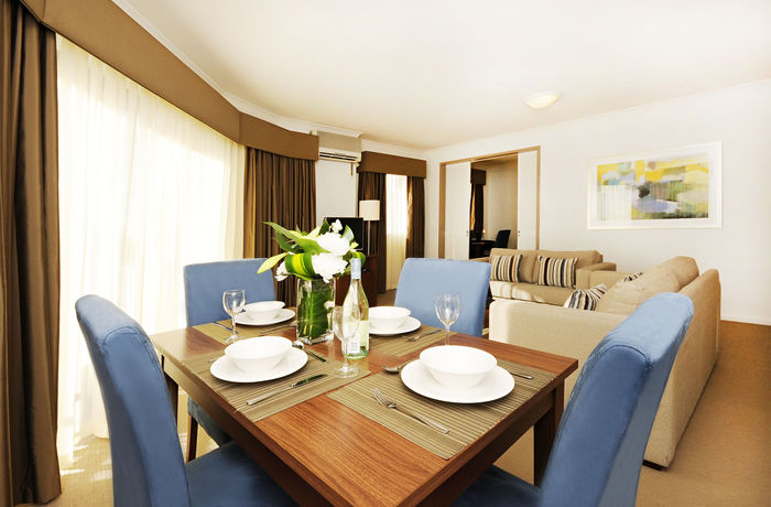 Imagen de los interiores del Hotel Quest West End. Foto 9