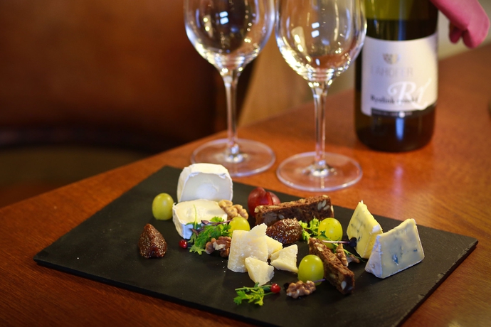 Imagen del bar/restaurante del Hotel Questenberg. Foto 4