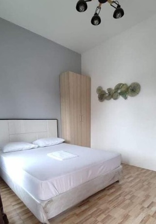 Imagen de la habitación del Hotel Quezon Premier Candelaria. Foto 8
