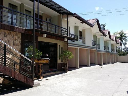 Imagen general del Hotel Quezon Premier Lucena. Foto 1