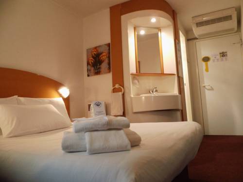 Imagen de la habitación del Hotel Quick Palace Lyon Saint Priest. Foto 5