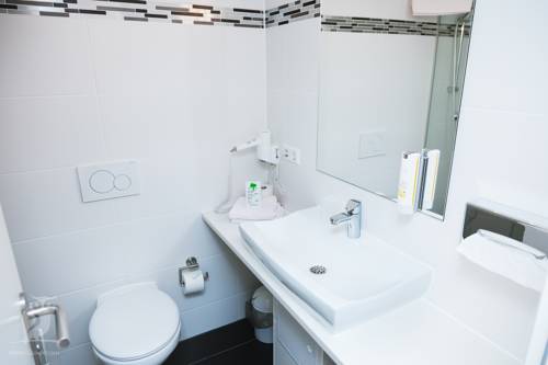 Imagen de la habitación del Hotel Quickborn. Foto 8