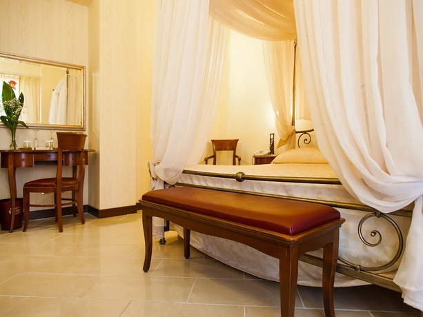 Imagen de la habitación del Hotel Quiete Taormina Naxos, Tapestry Collection by Hilton. Foto 10