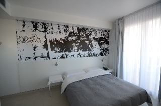 Imagen del bar/restaurante del Hotel Quihotel. Foto 3