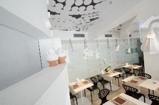 Imagen de la habitación del Hotel Quihotel. Foto 7