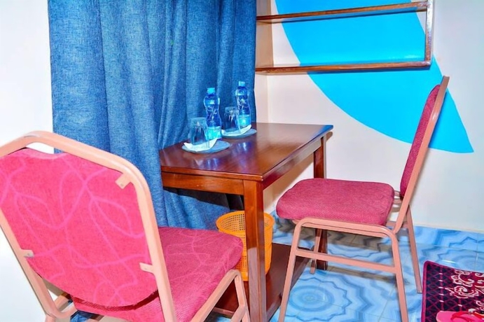 Imagen de la habitación del Hotel Quila Gilgil. Foto 13