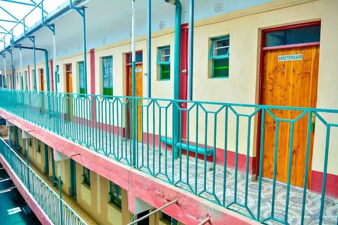Imagen de los interiores del Hotel Quila Gilgil. Foto 16