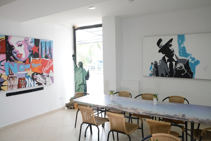 Imagen de la habitación del Hotel Quinta Avenida, MEDELLIN. Foto 13