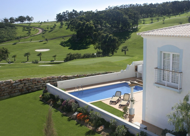 Imagen de los exteriores del Hotel Quinta Da Encosta Velha Golf and Leisure Village. Foto 4