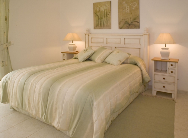 Imagen de la habitación del Hotel Quinta Da Encosta Velha Golf and Leisure Village. Foto 2