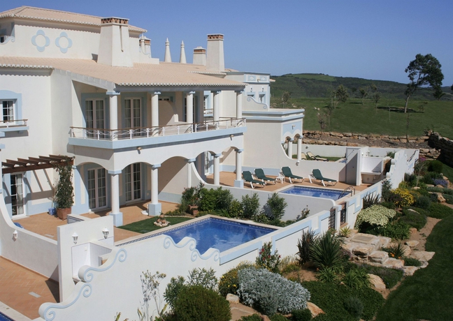 Imagen de la piscina del Hotel Quinta Da Encosta Velha Golf and Leisure Village. Foto 8