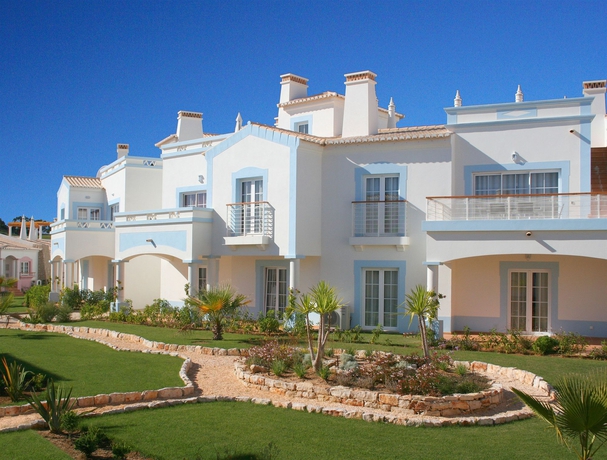 Imagen de los exteriores del Hotel Quinta Da Encosta Velha Golf and Leisure Village. Foto 5