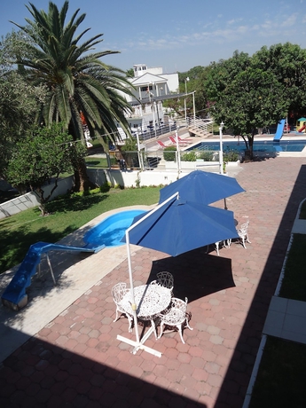 Imagen de la piscina del Hotel Quinta De La Rosa, Cuautla. Foto 14