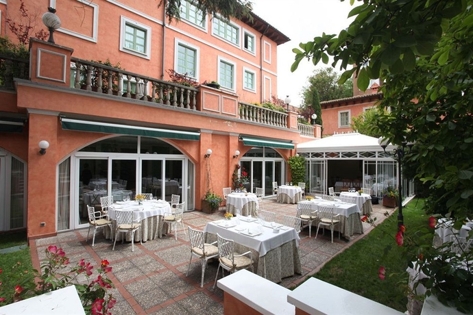 Imagen del bar/restaurante del Hotel Quinta De Los Cedros. Foto 4