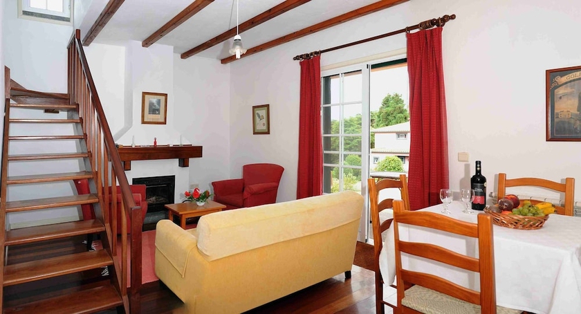 Imagen de la habitación del Hotel Quinta De Santo António Da Serra. Foto 2