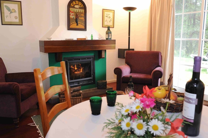 Imagen de la habitación del Hotel Quinta De Santo António Da Serra. Foto 5