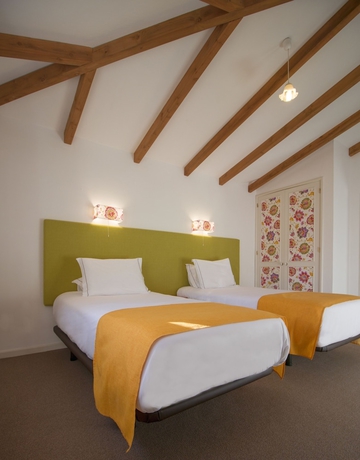 Imagen de la habitación del Hotel Quinta De Santo António Da Serra. Foto 11