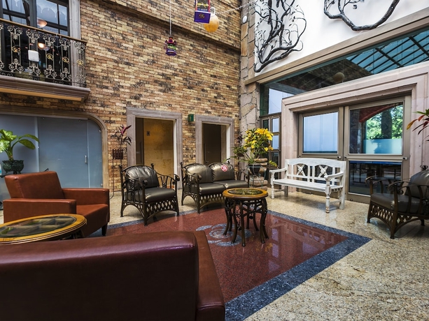 Imagen de los interiores del Hotel Quinta Del Rey. Foto 15