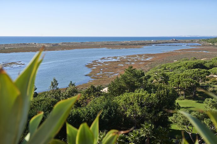 Imagen de la habitación del Hotel Quinta Do Lago. Foto 12