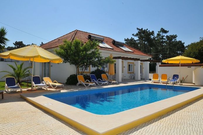 Imagen de la piscina del Hotel Quinta Do Moinho De Vento - Racket and Country Club. Foto 9